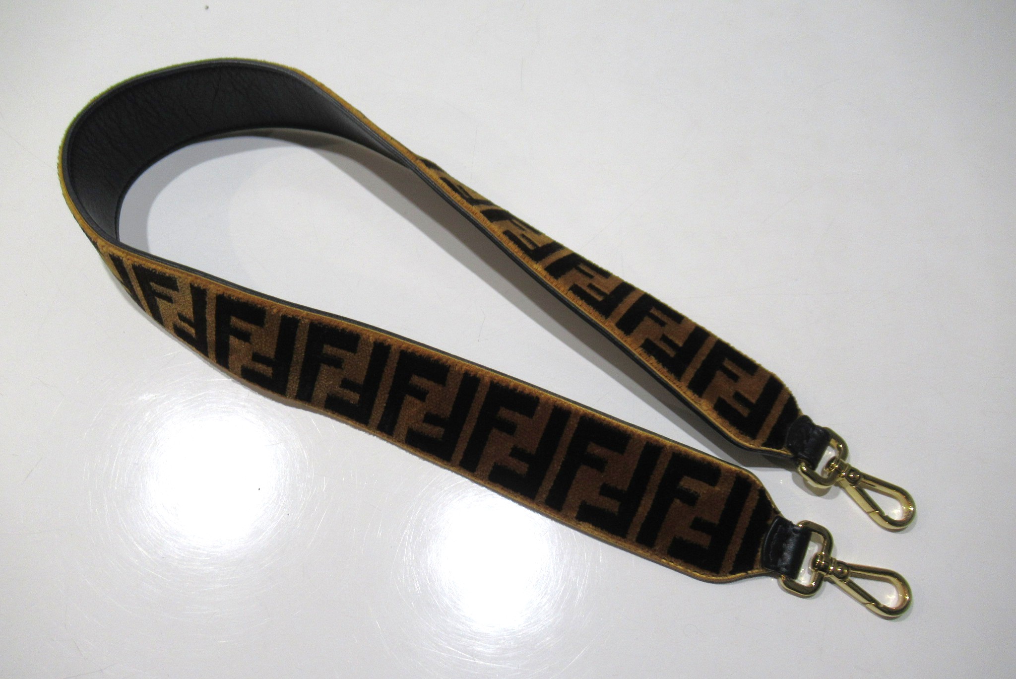 ストラップユー