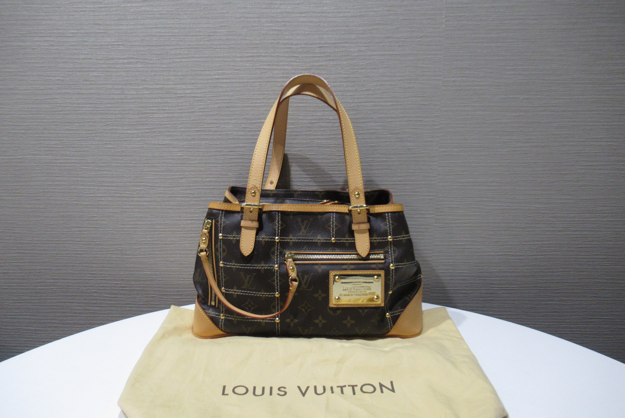 リヴェット バッグ